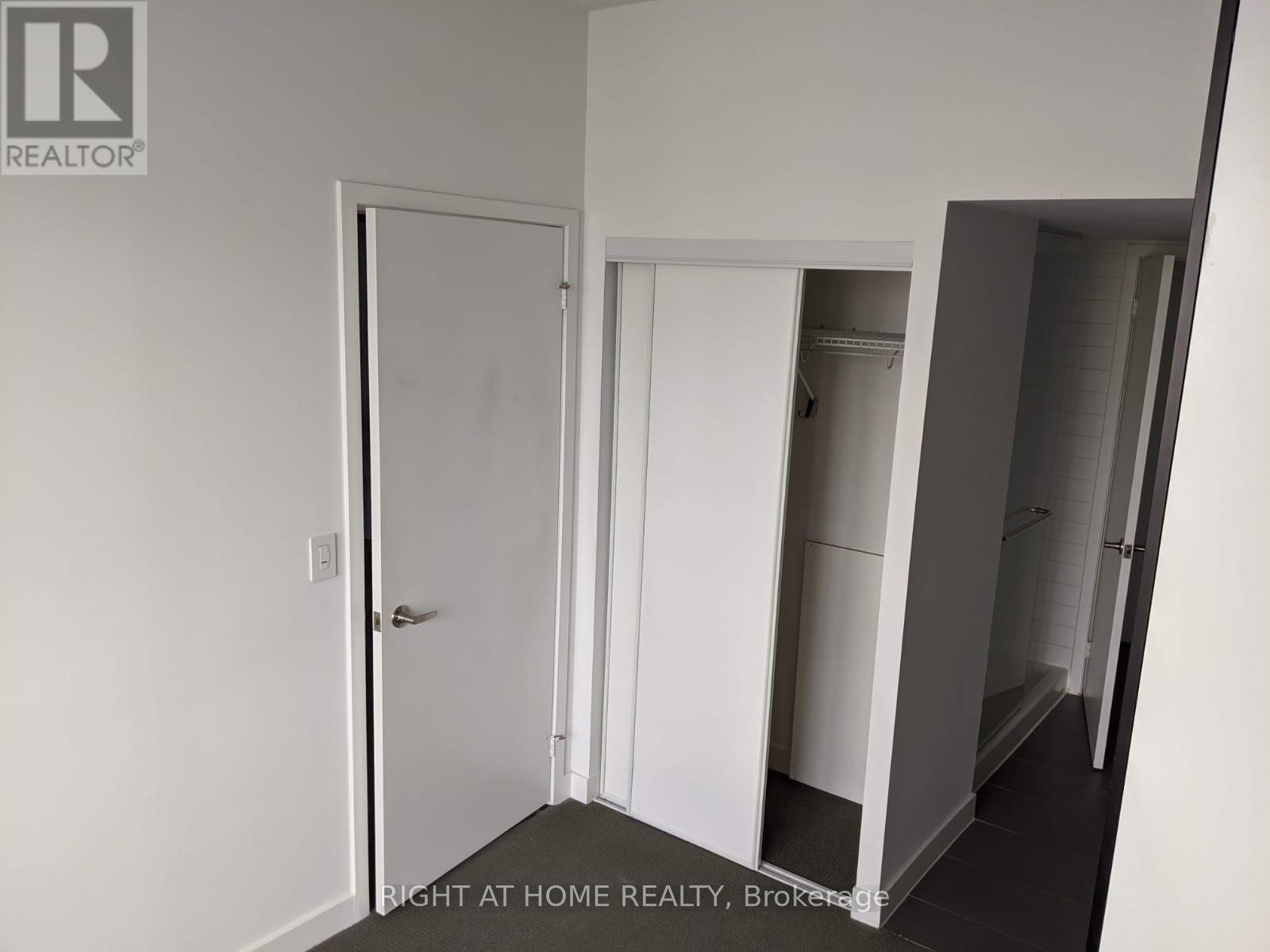 2509 - 38 Dan Leckie Way, Toronto, Ontario  M5V 2V6 - Photo 8 - C12442299