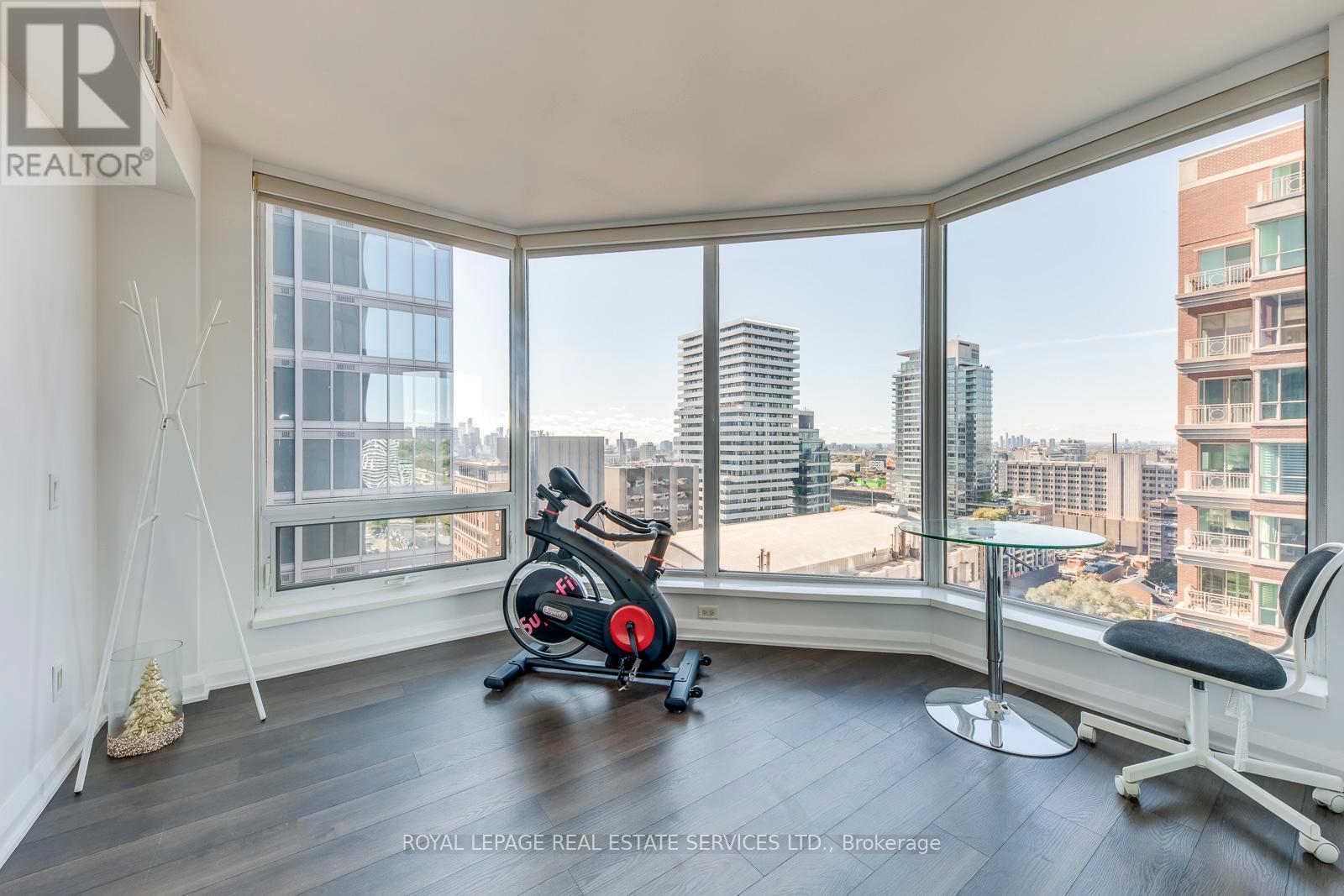 2213 - 155 Yorkville Avenue, Toronto, Ontario  M5R 1C4 - Photo 23 - C12442310