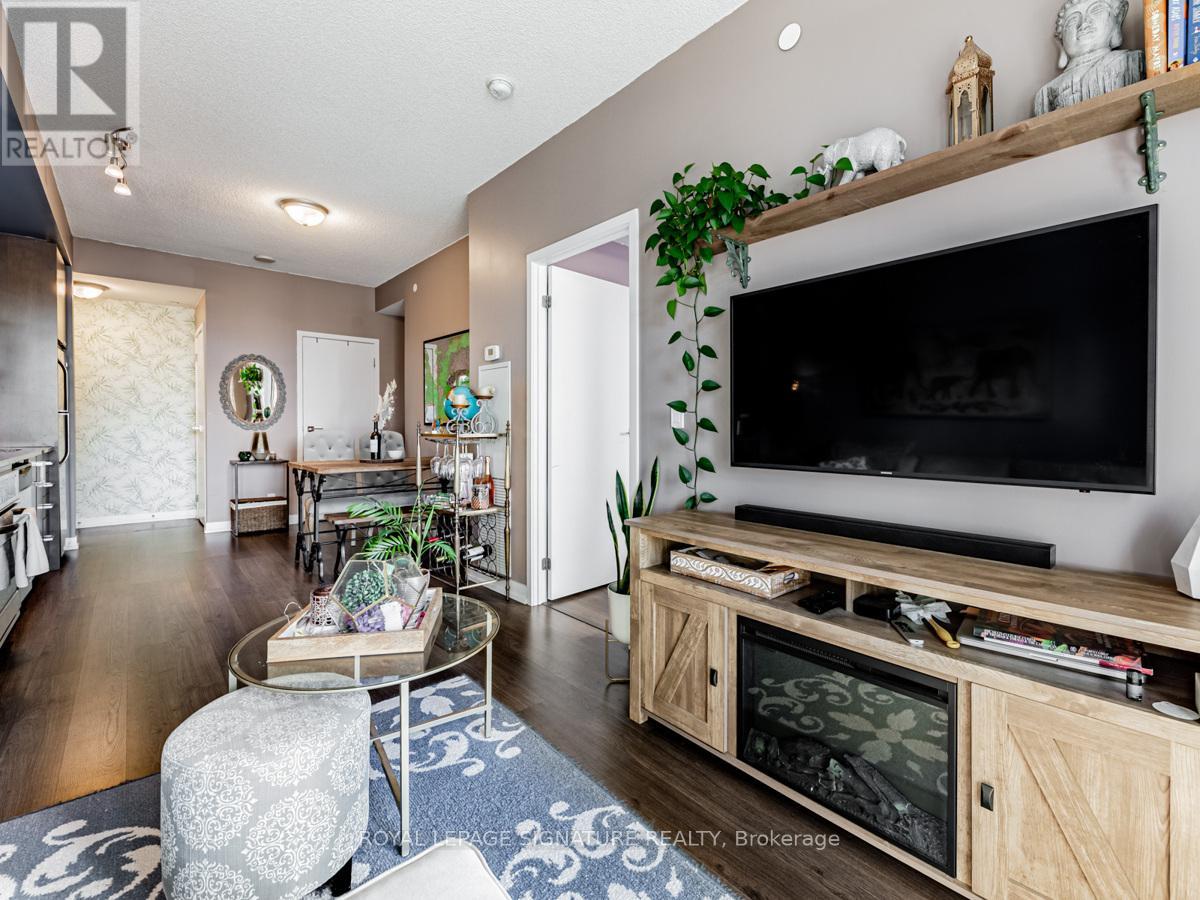1301 - 89 Dunfield Avenue, Toronto, Ontario  M4S 0A4 - Photo 16 - C12442321