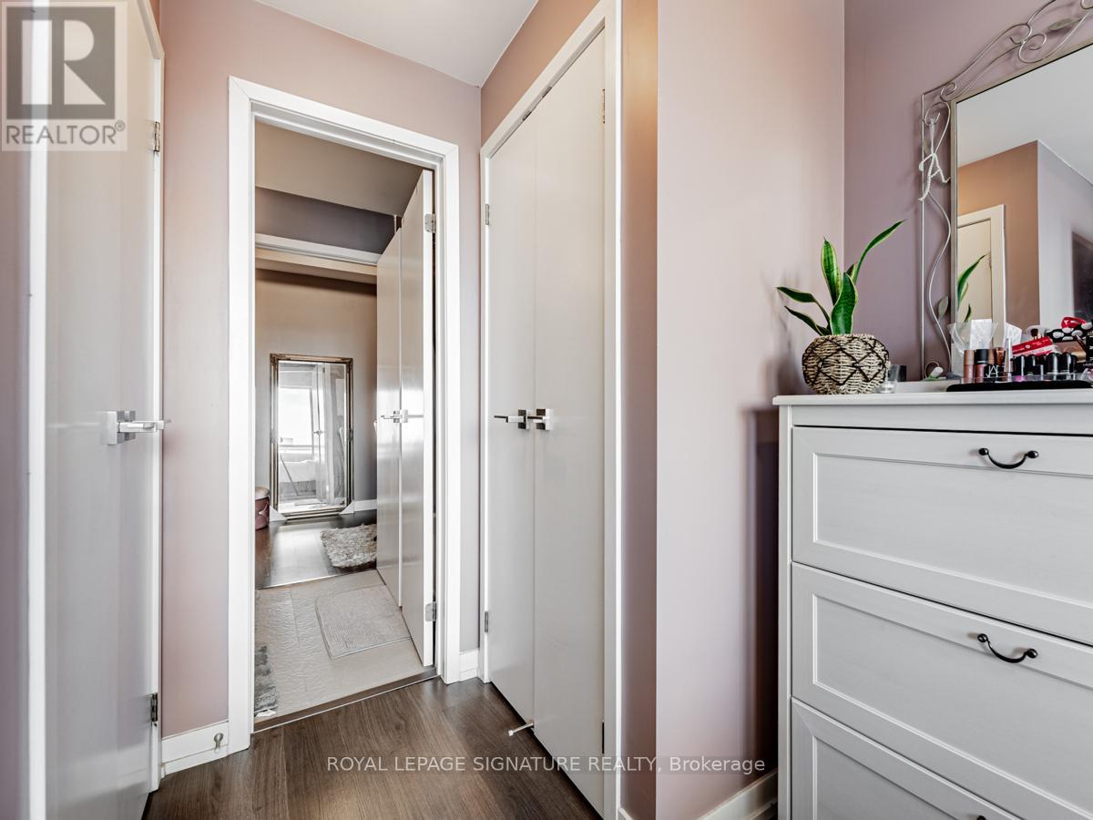 1301 - 89 Dunfield Avenue, Toronto, Ontario  M4S 0A4 - Photo 27 - C12442321