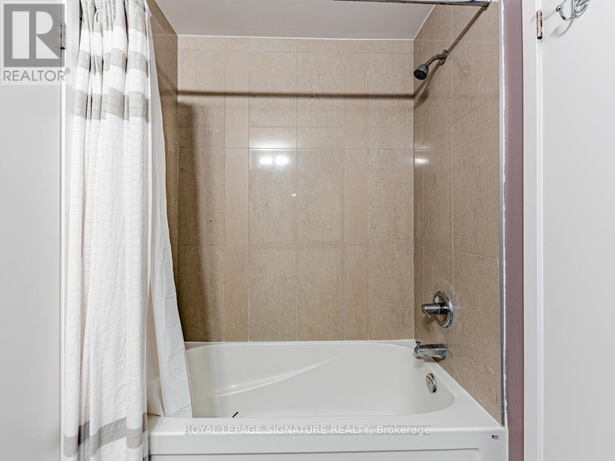 1301 - 89 Dunfield Avenue, Toronto, Ontario  M4S 0A4 - Photo 30 - C12442321