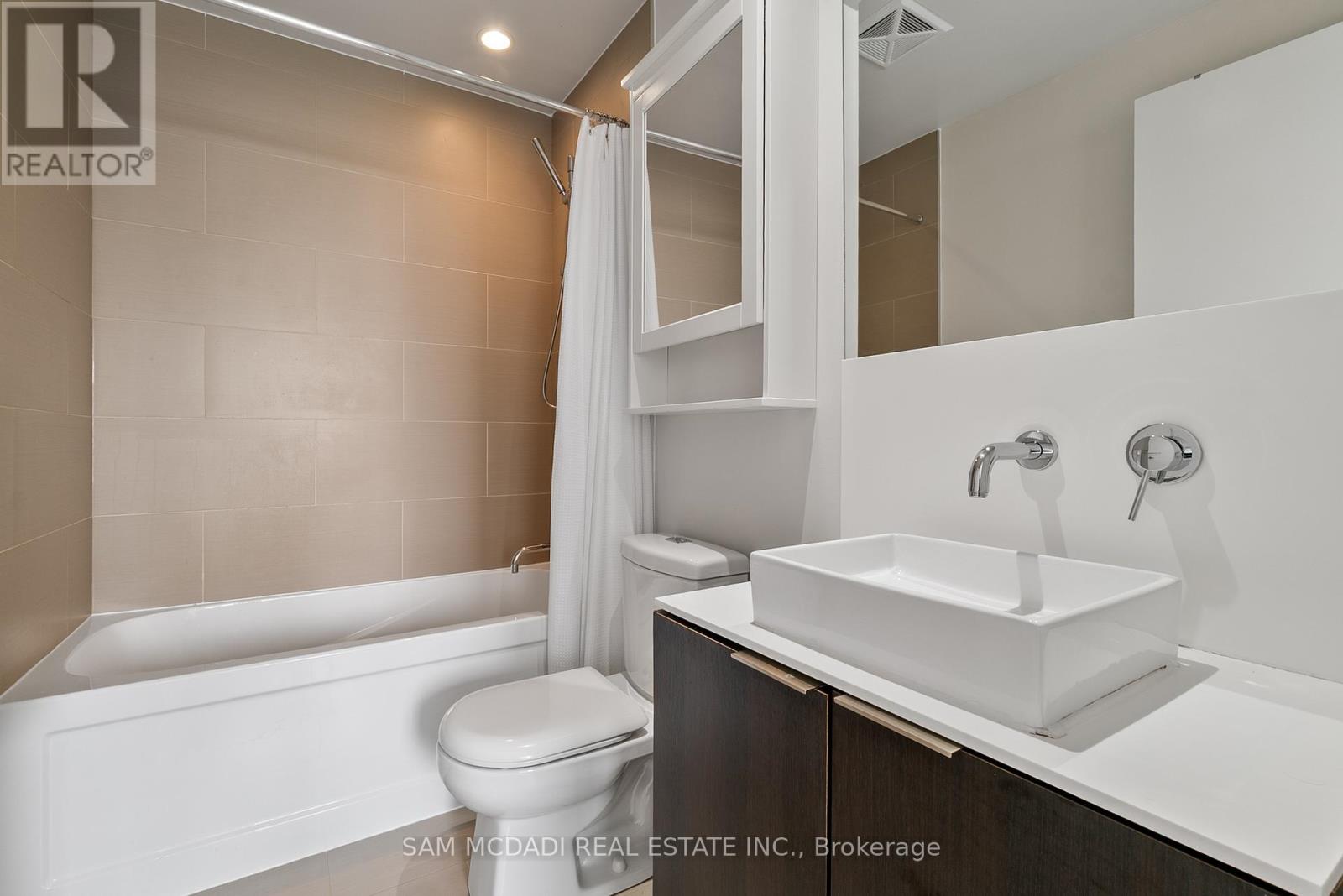 1906 - 159 Dundas Street E, Toronto, Ontario  M5B 0A9 - Photo 10 - C12442331