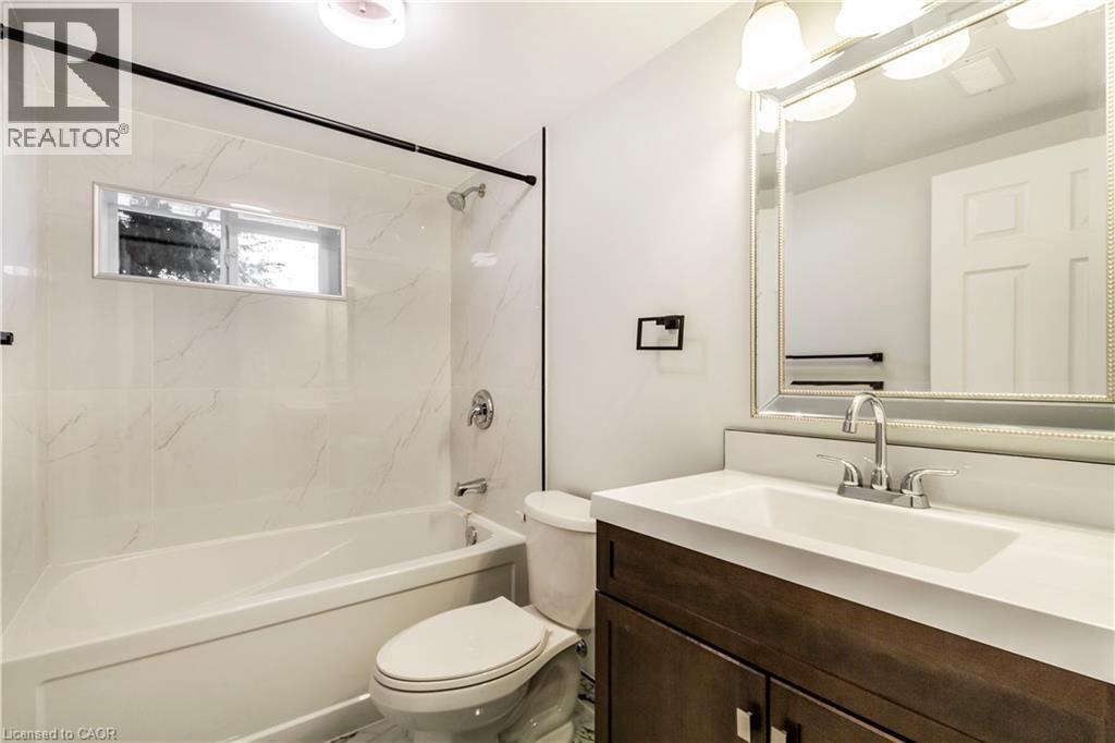 1 Isaac Court Unit# Lower, Hamilton, Ontario  L8K 4G5 - Photo 19 - 40776106