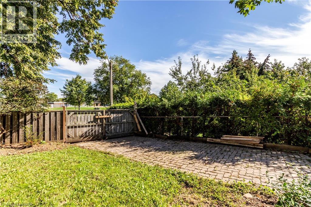 1 Isaac Court Unit# Lower, Hamilton, Ontario  L8K 4G5 - Photo 24 - 40776106
