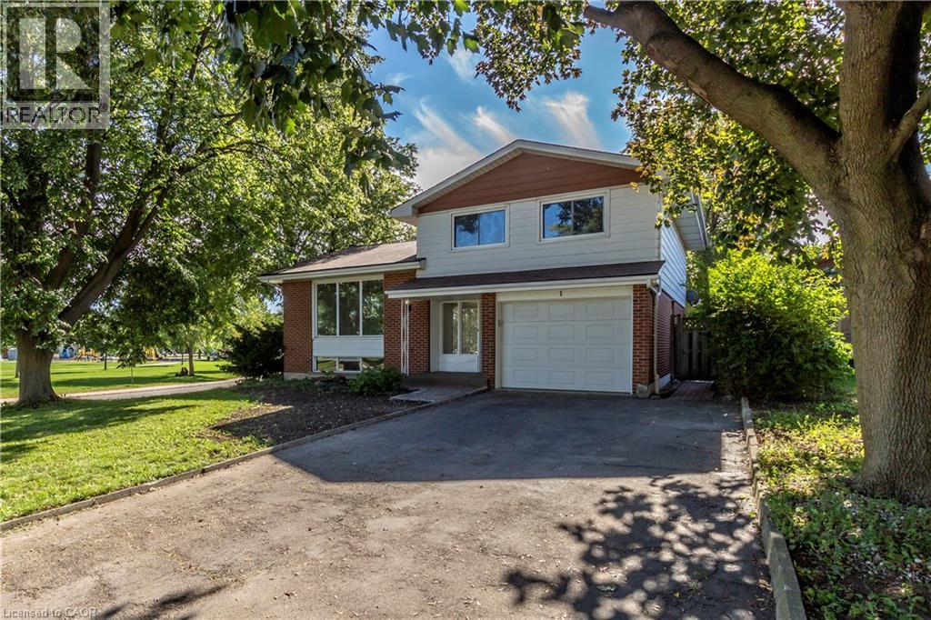 1 Isaac Court Unit# Lower, Hamilton, Ontario  L8K 4G5 - Photo 3 - 40776106