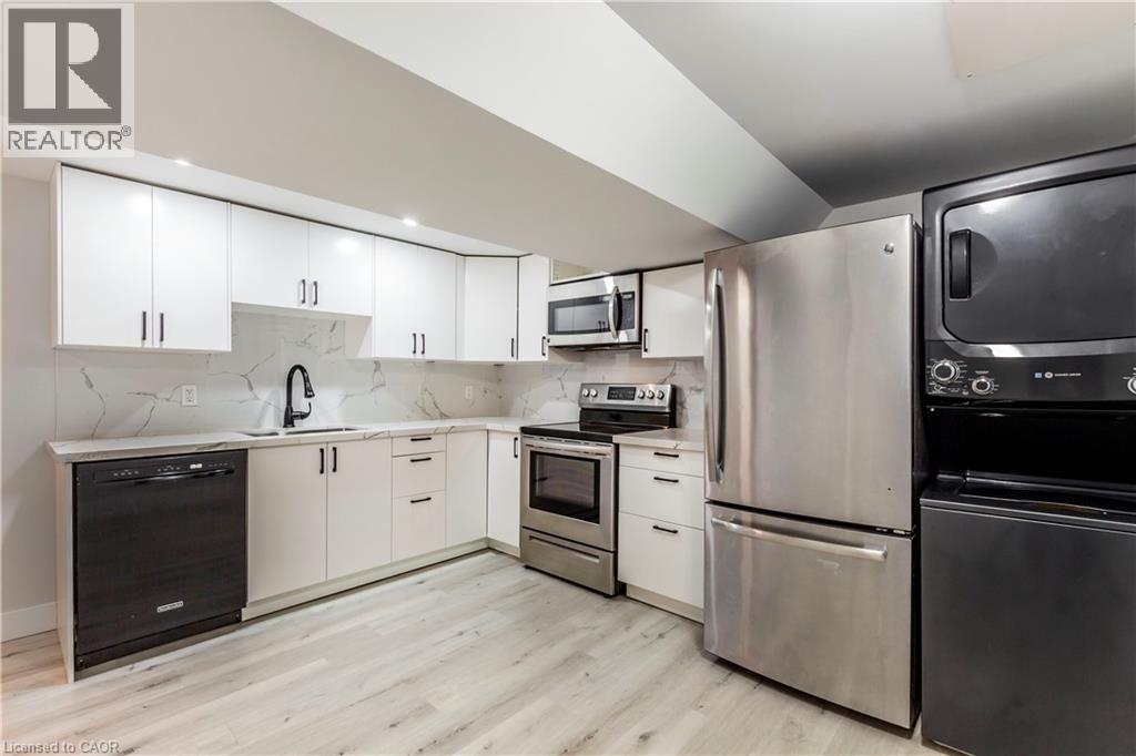 1 Isaac Court Unit# Lower, Hamilton, Ontario  L8K 4G5 - Photo 9 - 40776106