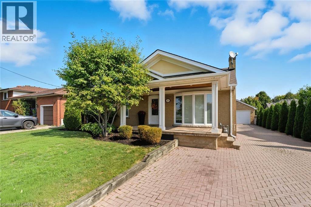 253 Margaret Drive, Oakville, Ontario  L6K 2W3 - Photo 3 - 40775482