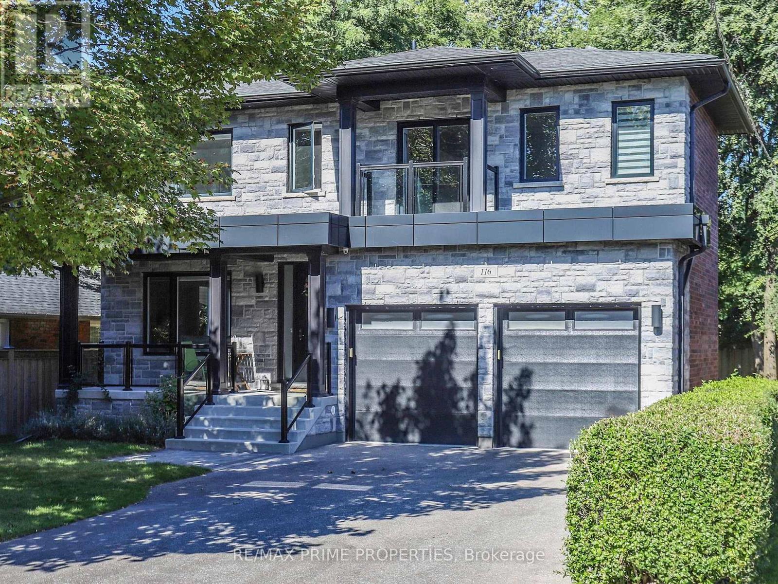 116 PINEGROVE AVENUE, Toronto, Ontario