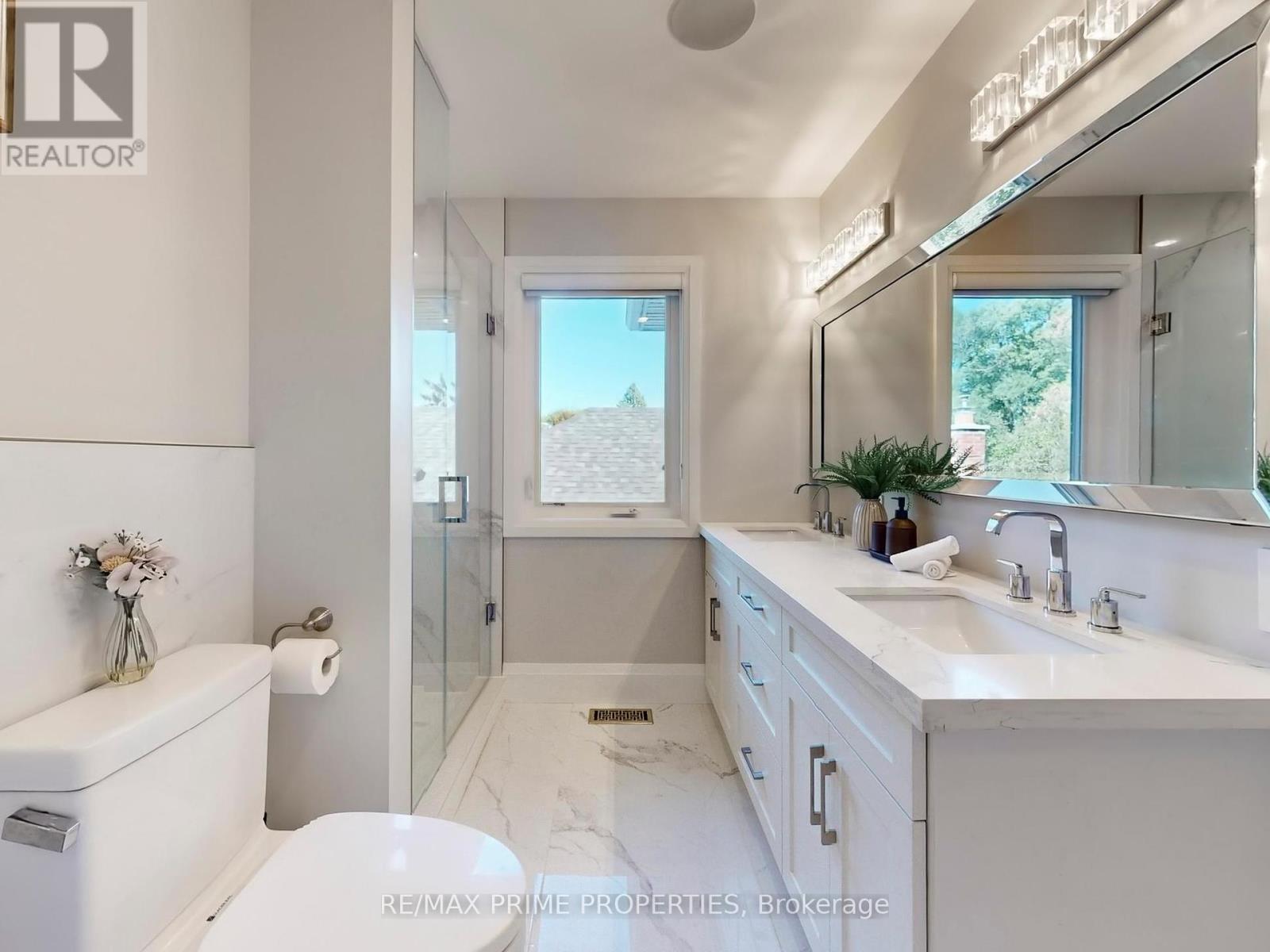 116 Pinegrove Avenue, Toronto (Birchcliffe-Cliffside), Ontario  M1N 2G9 - Photo 13 - E12442318