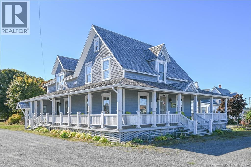 142 Saint-Pierre E Boulevard, Caraquet, New Brunswick  E1W 1B1 - Photo 12 - NB127893