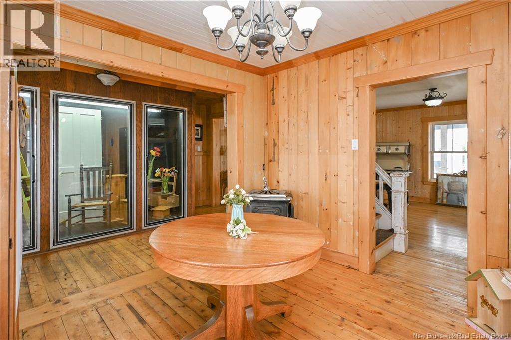 142 Saint-Pierre E Boulevard, Caraquet, New Brunswick  E1W 1B1 - Photo 18 - NB127893