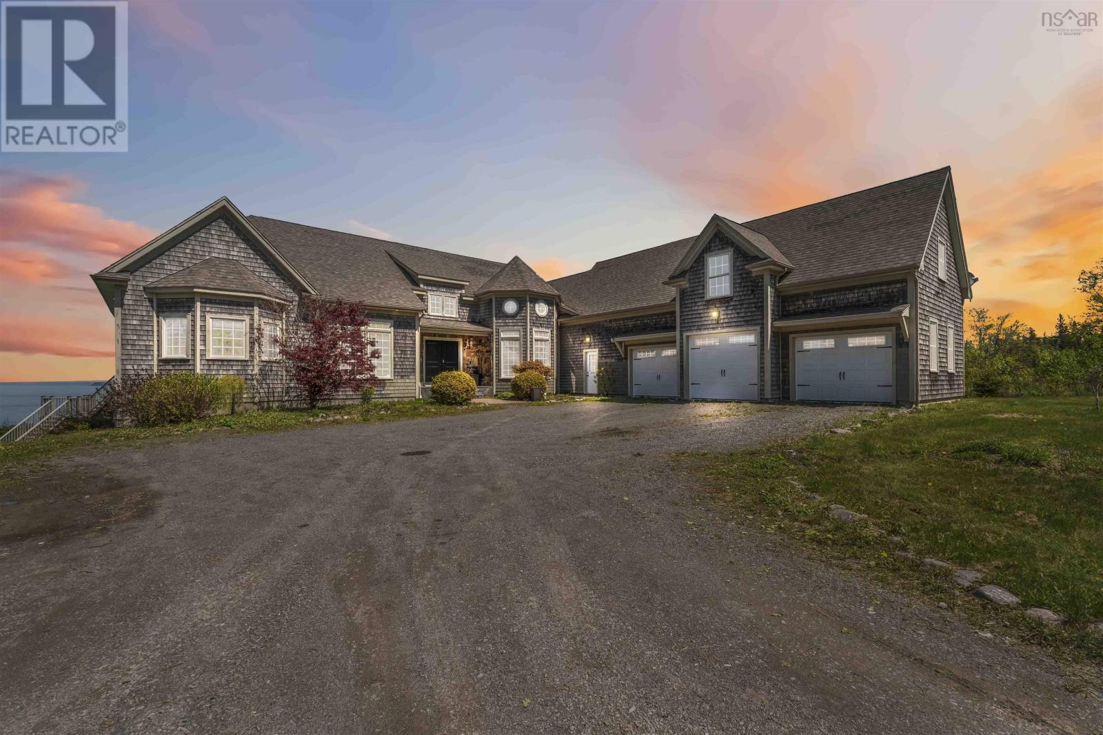 70 Fundy Bay Drive, Victoria Harbour, Nova Scotia  B0P 1C0 - Photo 2 - 202512594