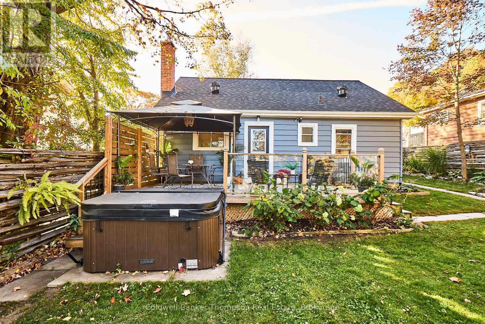 14 Cora Street W, Huntsville, Ontario  P1H 1V7 - Photo 22 - X12442384