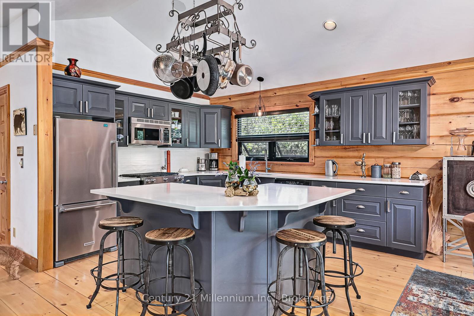 108 Cortina Crescent, Blue Mountains, Ontario  L9Y 3Z2 - Photo 16 - X12442388