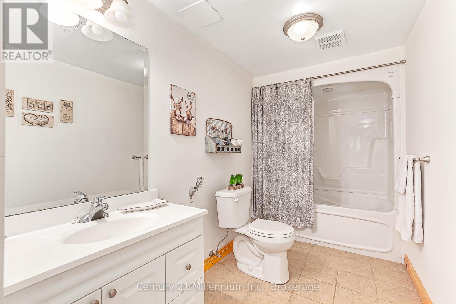 108 Cortina Crescent, Blue Mountains, Ontario  L9Y 3Z2 - Photo 26 - X12442388