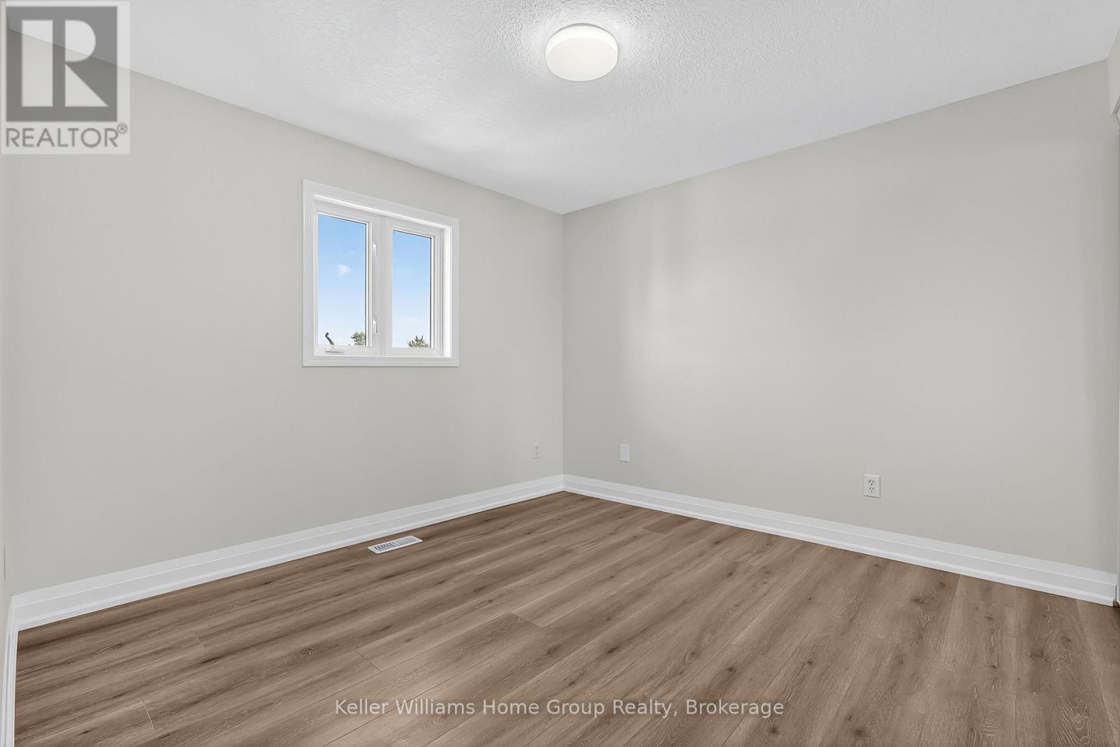 238 Briarmeadow Drive, Kitchener, Ontario  N2A 4C4 - Photo 18 - X12442398