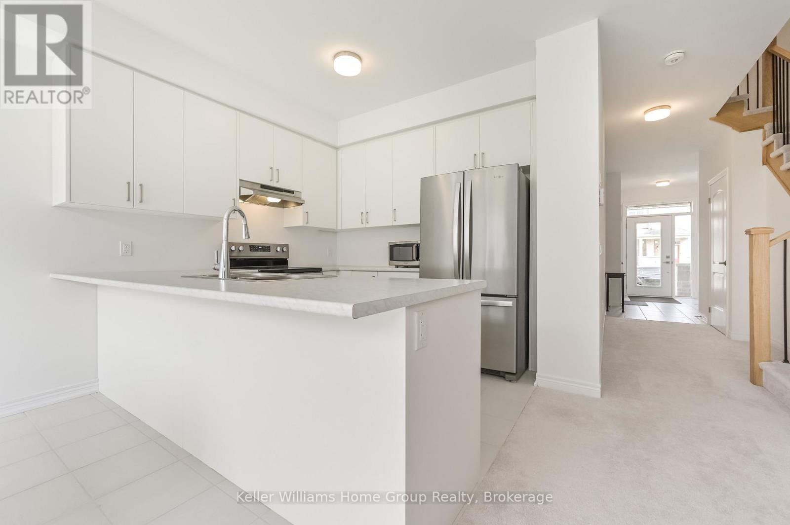 13 Edminston Drive, Centre Wellington, Ontario  N1M 0J3 - Photo 2 - X12442403