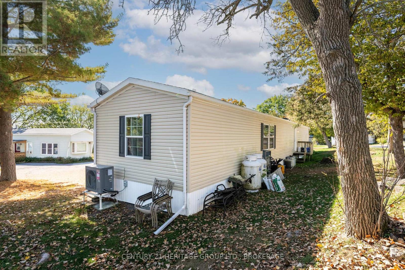 7 - 5633 Bath Road, Loyalist, Ontario  K0H 1G0 - Photo 13 - X12442498