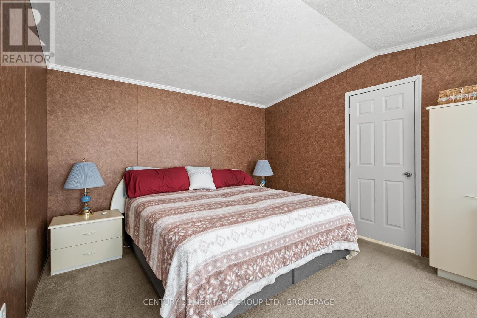 7 - 5633 Bath Road, Loyalist, Ontario  K0H 1G0 - Photo 23 - X12442498