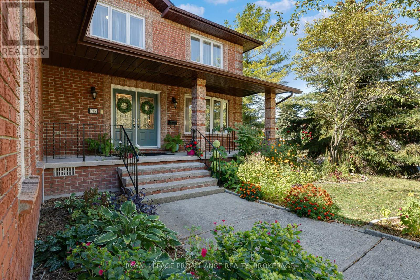 995 Auden Park Drive, Kingston, Ontario  K7M 7T0 - Photo 2 - X12442539