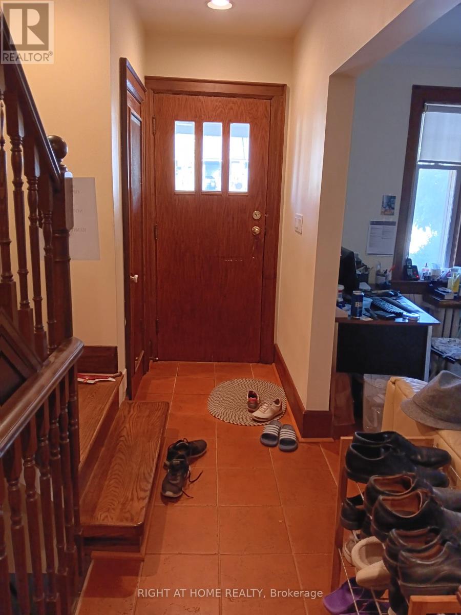 53 Lawrence Avenue W, Toronto, Ontario  M5M 1A3 - Photo 8 - C12429895