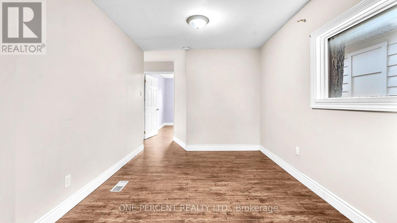 1185 Albany Street, London East (East G), Ontario  N5W 3L6 - Photo 13 - X12442393