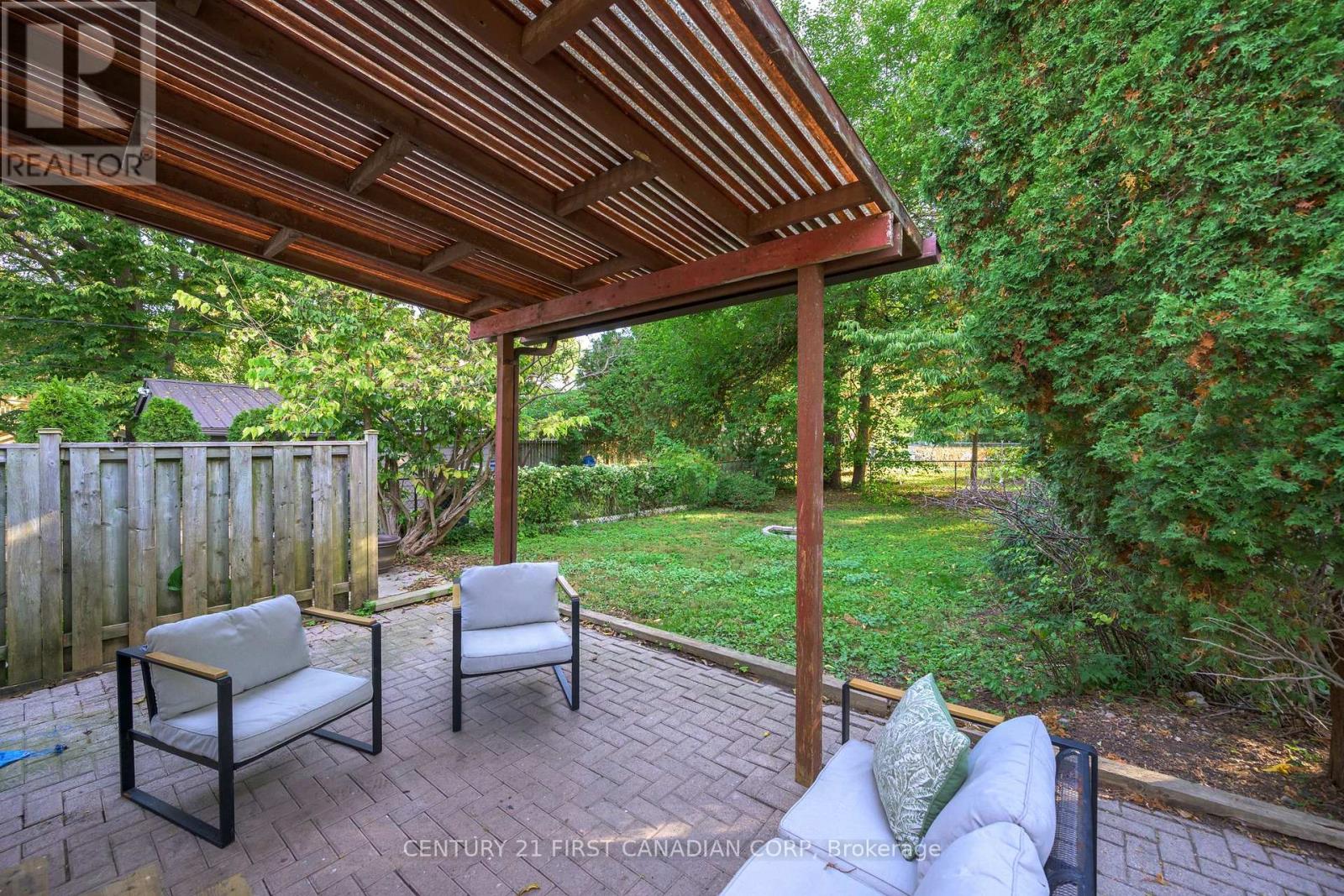 150 Colborne Street, London East (East K), Ontario  N6B 2R9 - Photo 8 - X12442402