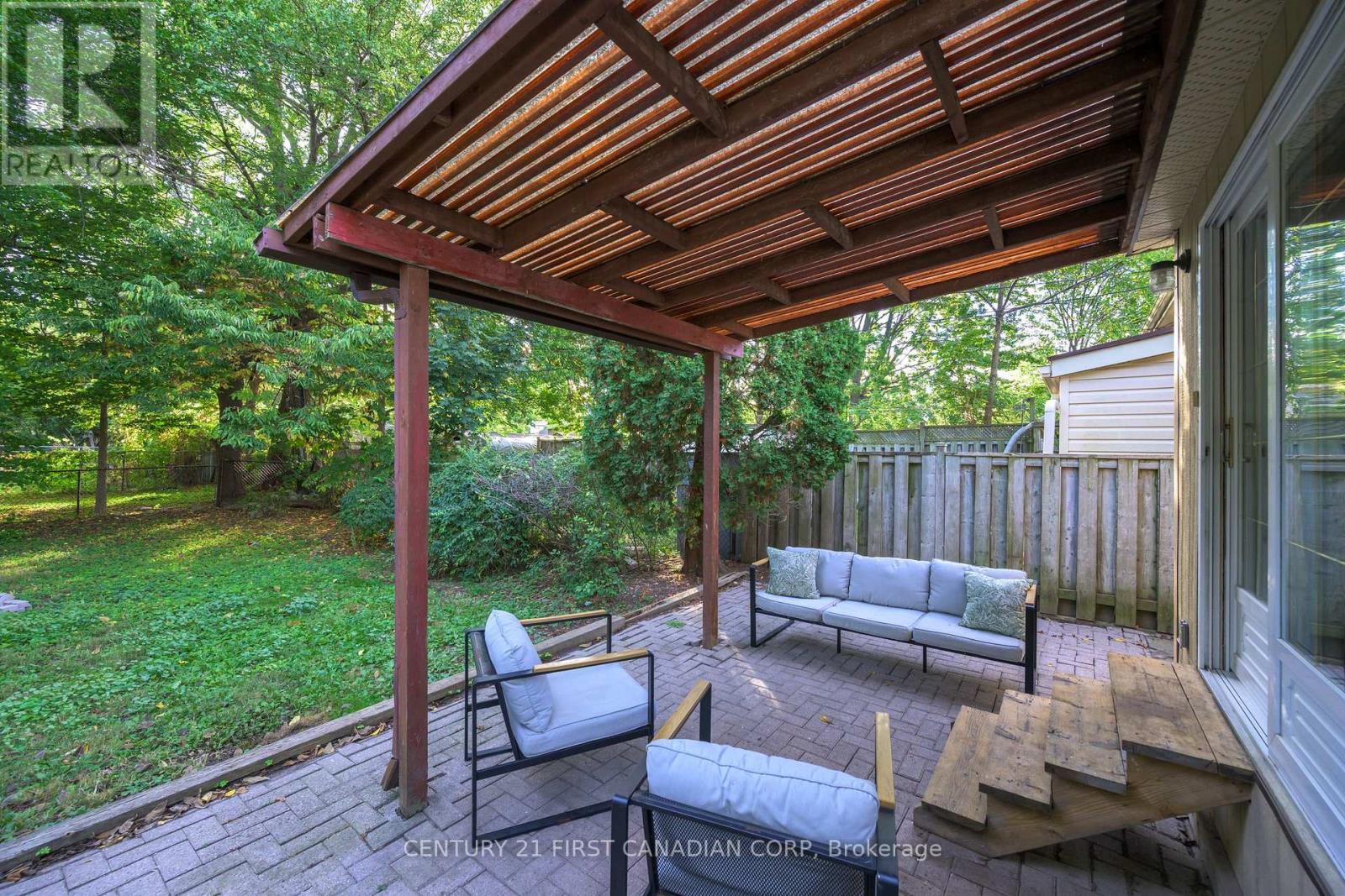 150 Colborne Street, London East (East K), Ontario  N6B 2R9 - Photo 9 - X12442402