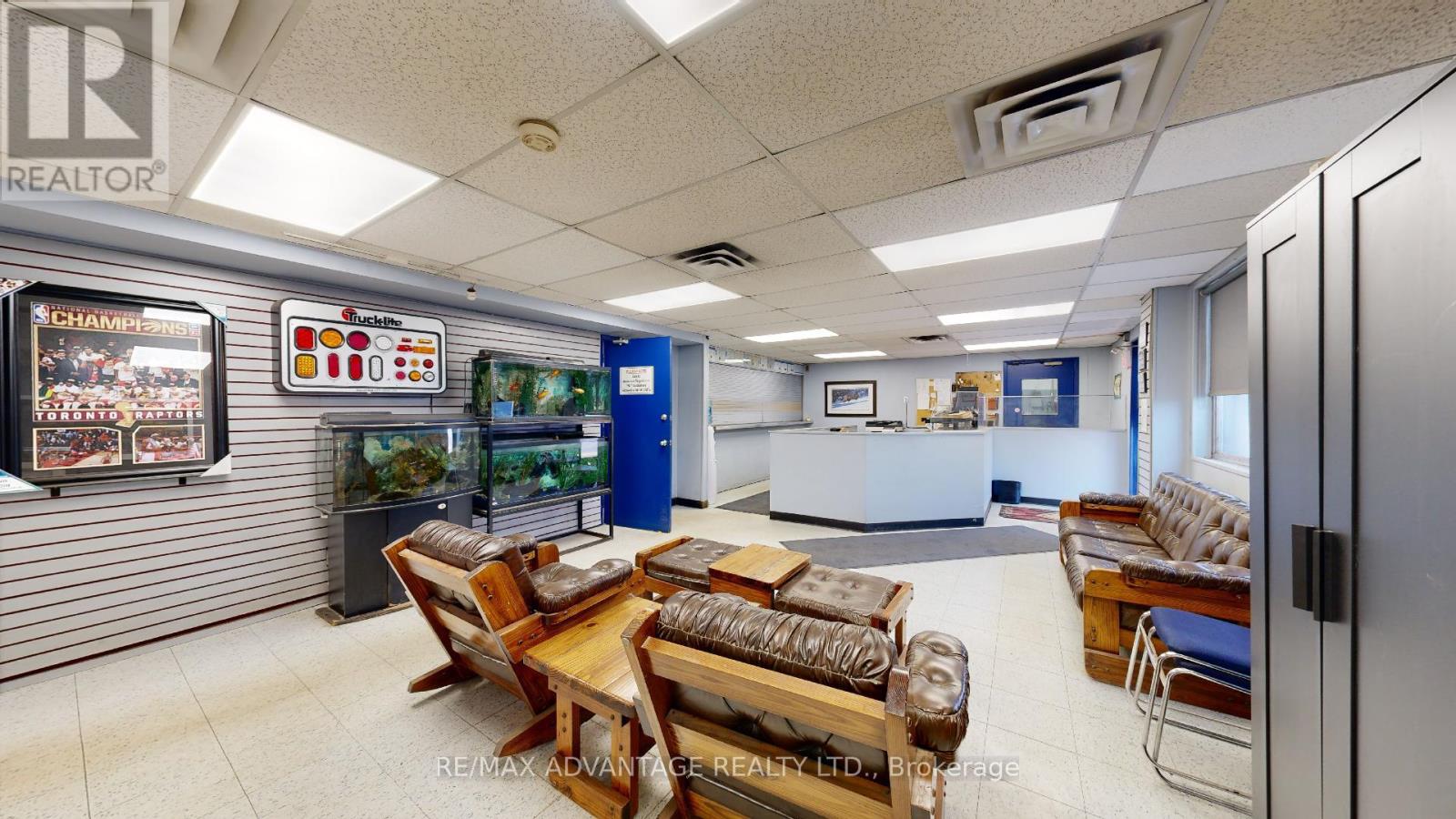 421 Industrial Road, London East (East I), Ontario  N5V 1T6 - Photo 7 - X12442406