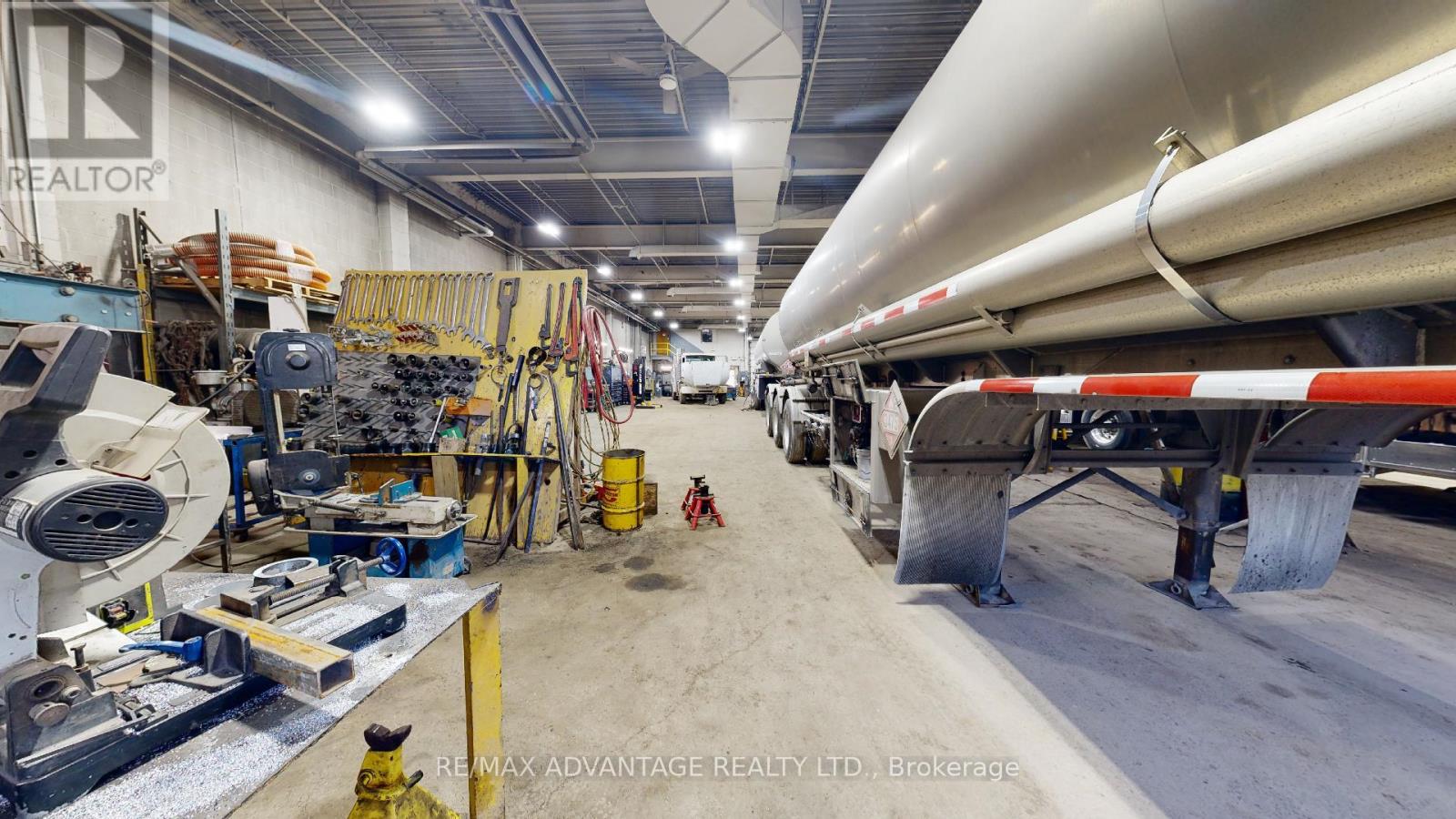 421 Industrial Road, London East (East I), Ontario  N5V 1T6 - Photo 8 - X12442406