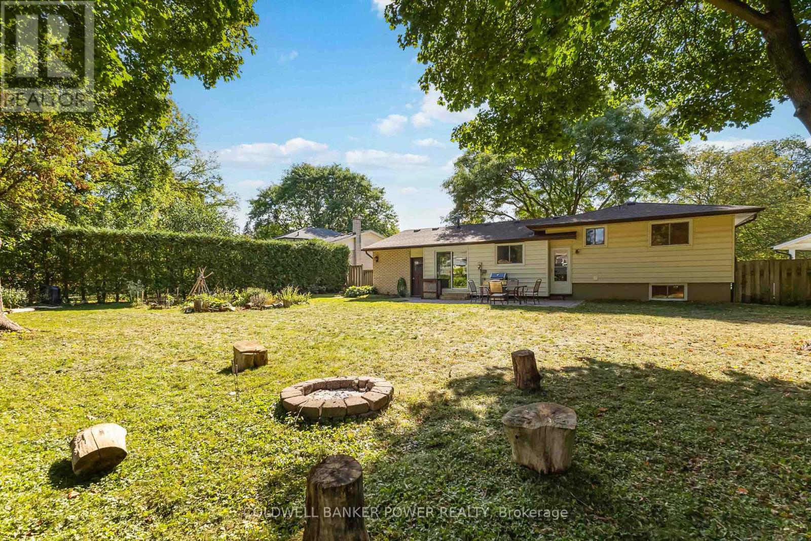 104 Cecilia Place, London East (East C), Ontario  N5Y 4A4 - Photo 38 - X12442475