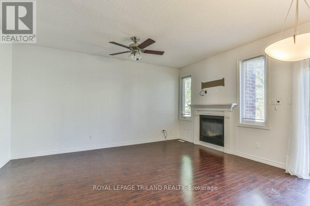 1152 Oakcrossing Road, London North (North M), Ontario  N6H 0E9 - Photo 16 - X12442520