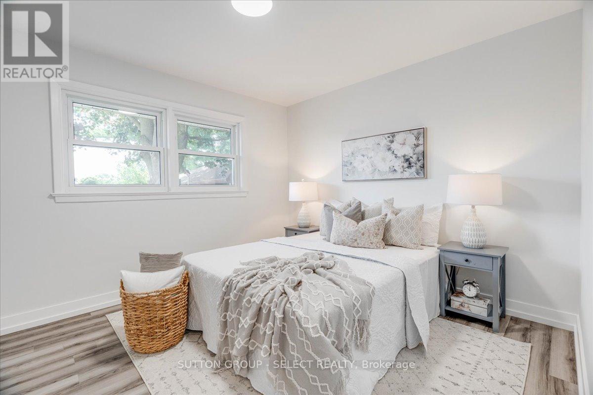 1697 Moffatt Avenue, London East (East H), Ontario  N5W 2A2 - Photo 13 - X12442537