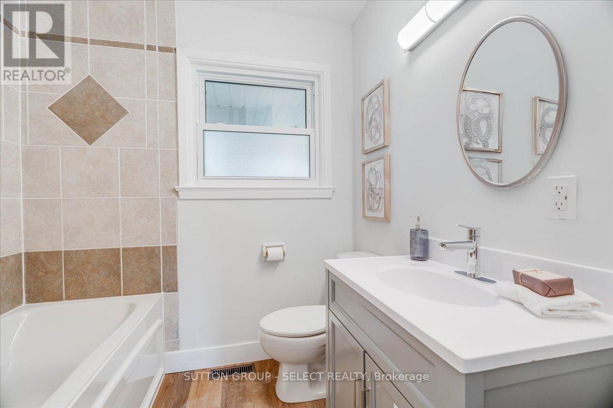 1697 Moffatt Avenue, London East (East H), Ontario  N5W 2A2 - Photo 16 - X12442537