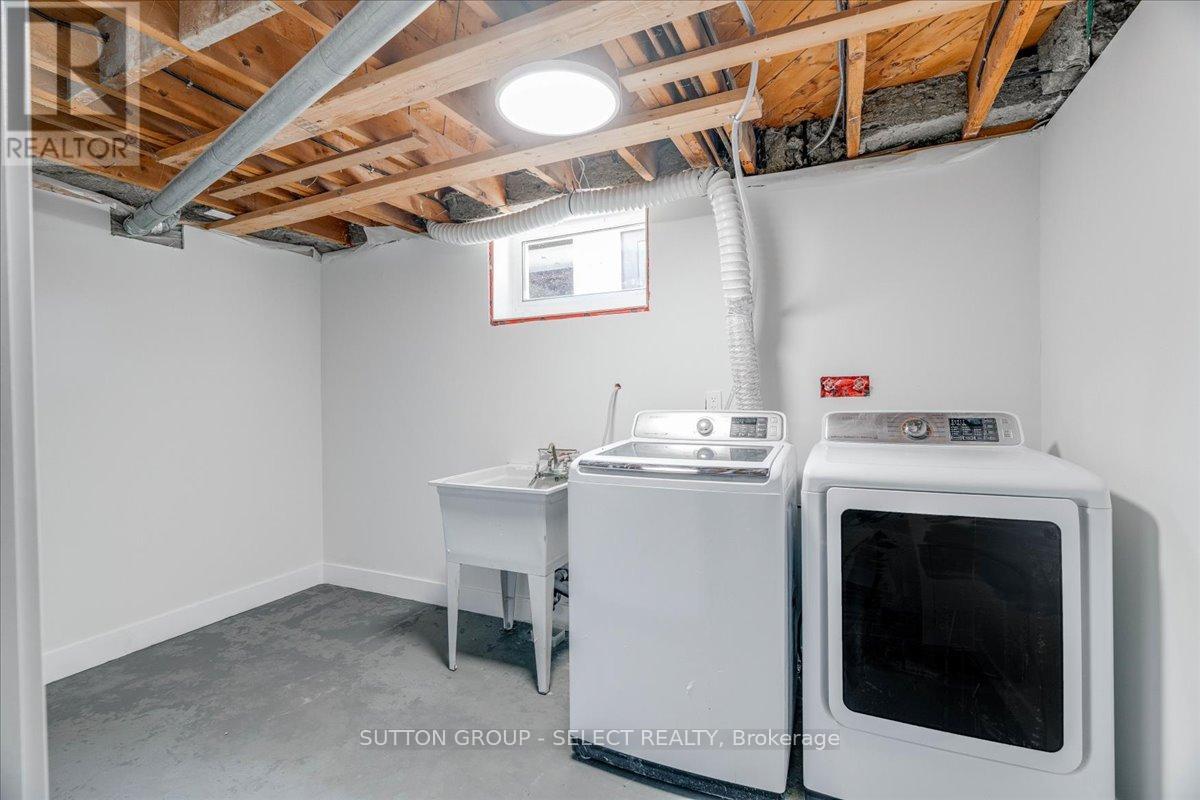 1697 Moffatt Avenue, London East (East H), Ontario  N5W 2A2 - Photo 21 - X12442537