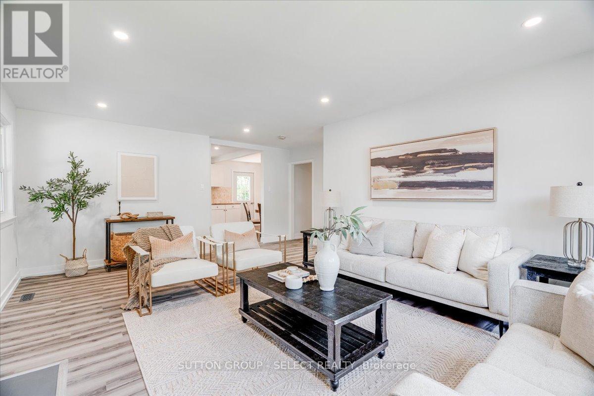 1697 Moffatt Avenue, London East (East H), Ontario  N5W 2A2 - Photo 5 - X12442537