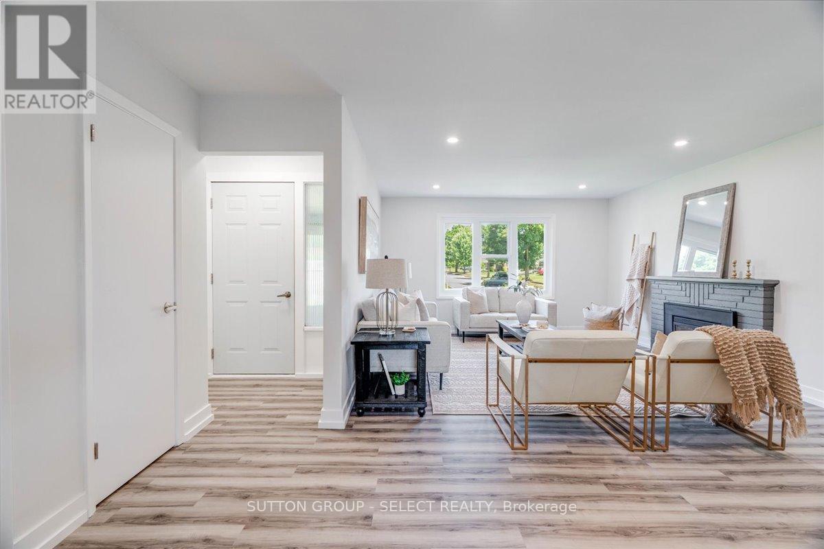 1697 Moffatt Avenue, London East (East H), Ontario  N5W 2A2 - Photo 6 - X12442537