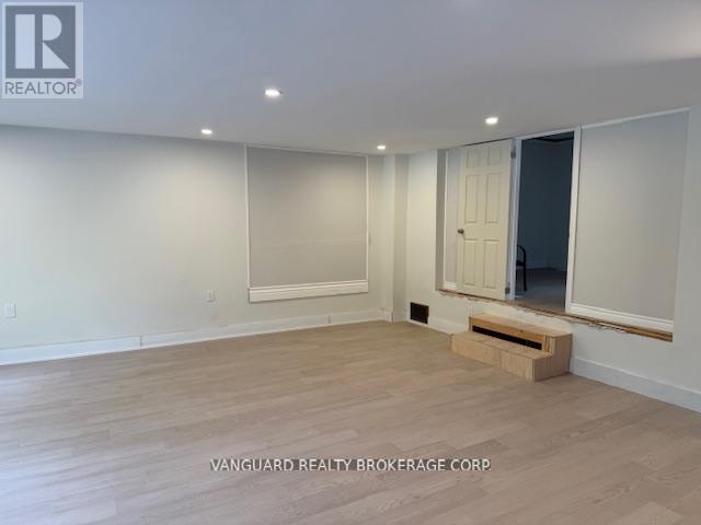206 Parkview Crescent, Newmarket (Central Newmarket), Ontario  L3Y 2C8 - Photo 14 - N12442259