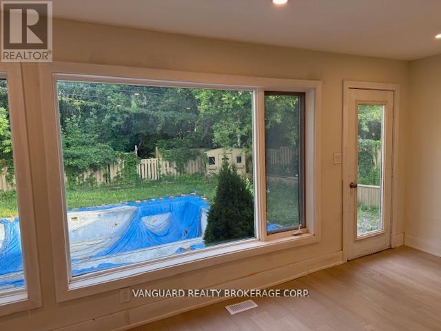 206 Parkview Crescent, Newmarket (Central Newmarket), Ontario  L3Y 2C8 - Photo 17 - N12442259