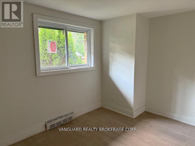 206 Parkview Crescent, Newmarket (Central Newmarket), Ontario  L3Y 2C8 - Photo 25 - N12442259
