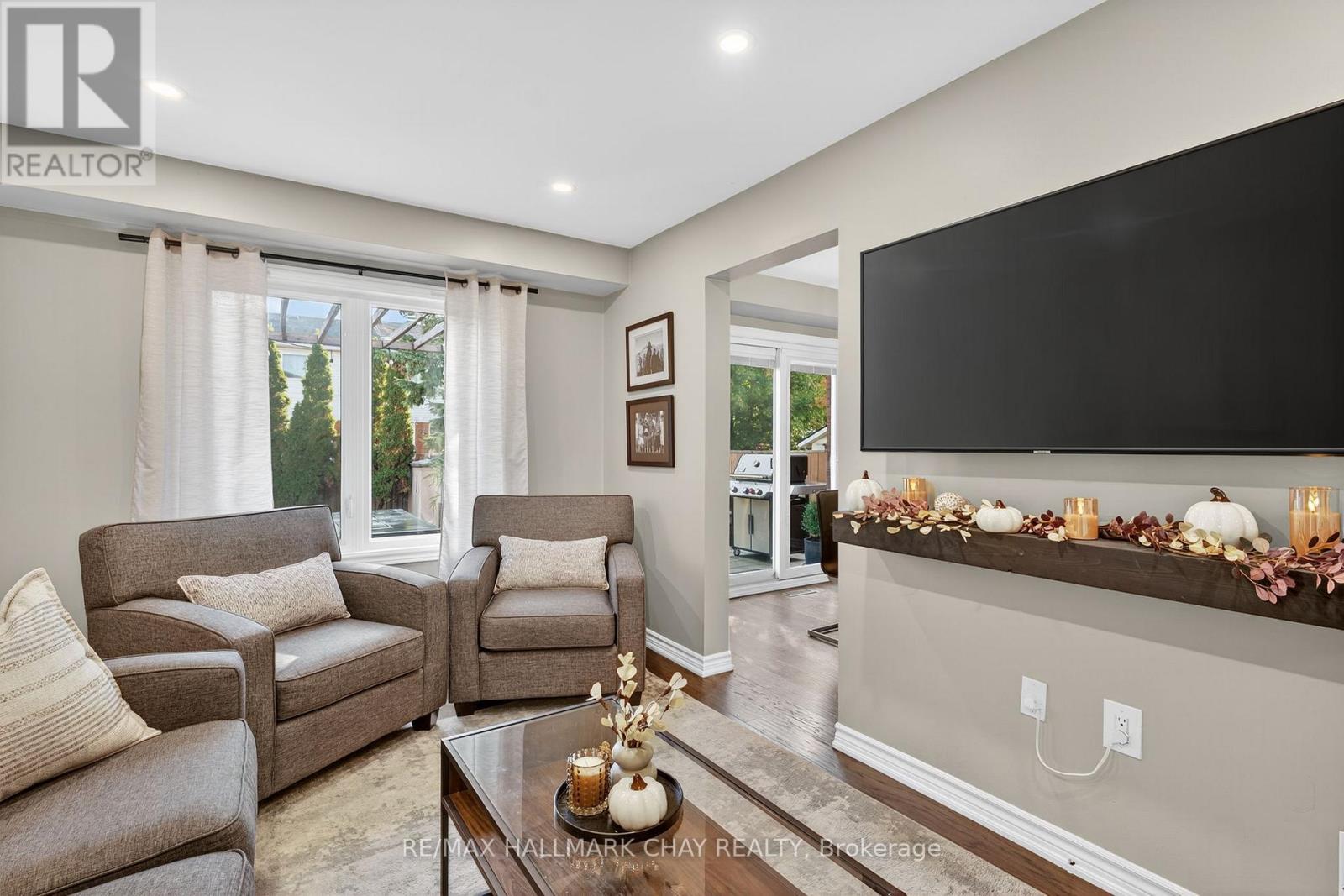 53 Mcknight Crescent, New Tecumseth (Tottenham), Ontario  L0G 1W0 - Photo 21 - N12442312
