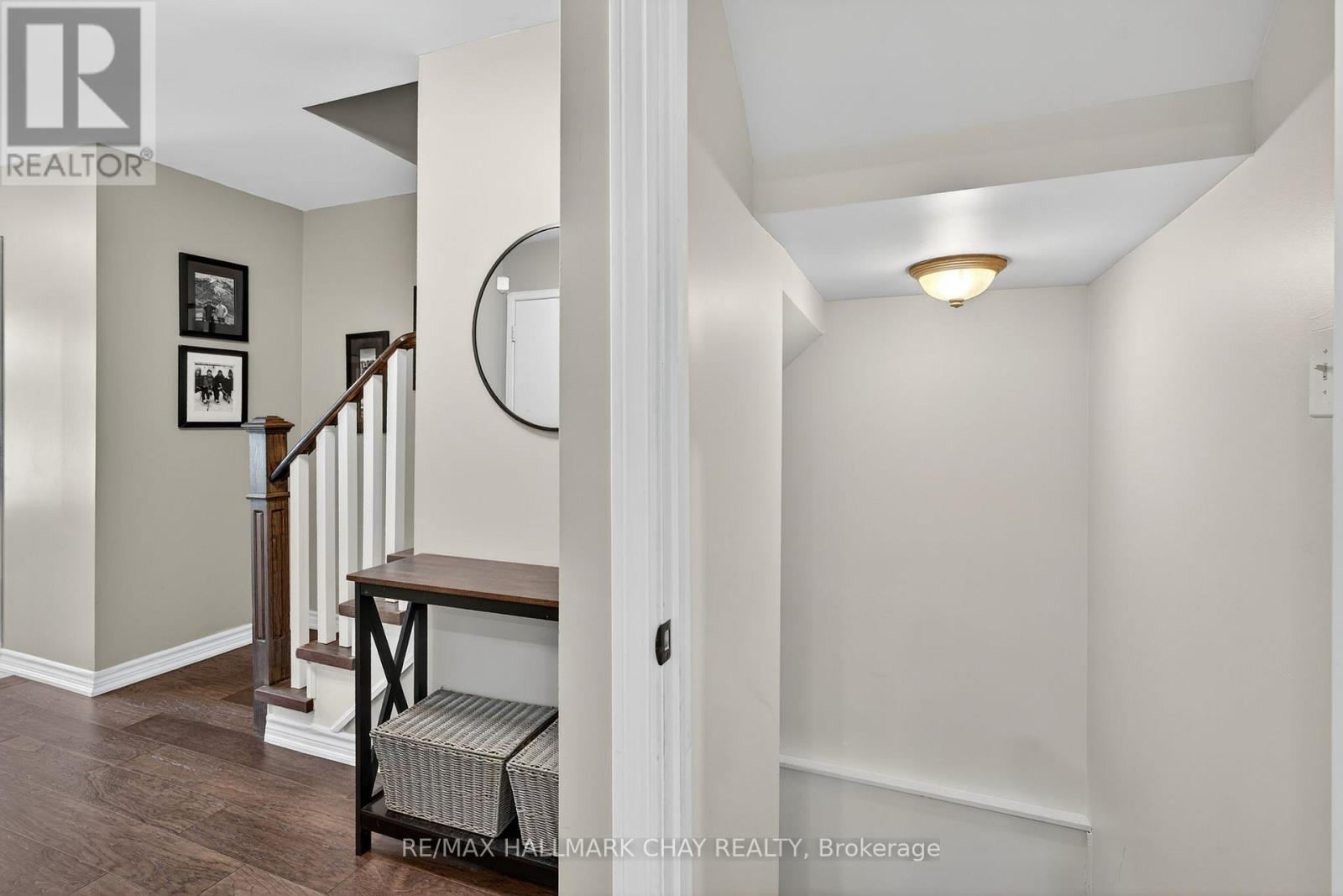 53 Mcknight Crescent, New Tecumseth (Tottenham), Ontario  L0G 1W0 - Photo 35 - N12442312