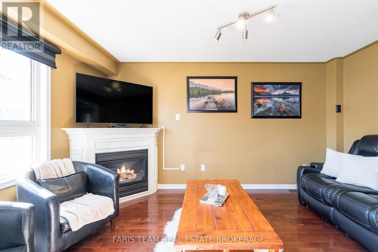 33 Bird Street, Barrie (Edgehill Drive), Ontario  L4N 0X4 - Photo 15 - S12442260