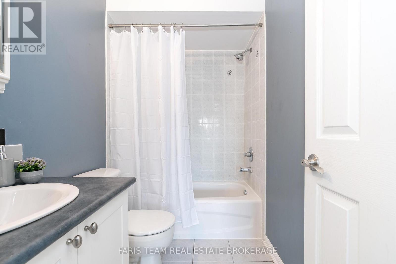 33 Bird Street, Barrie (Edgehill Drive), Ontario  L4N 0X4 - Photo 20 - S12442260