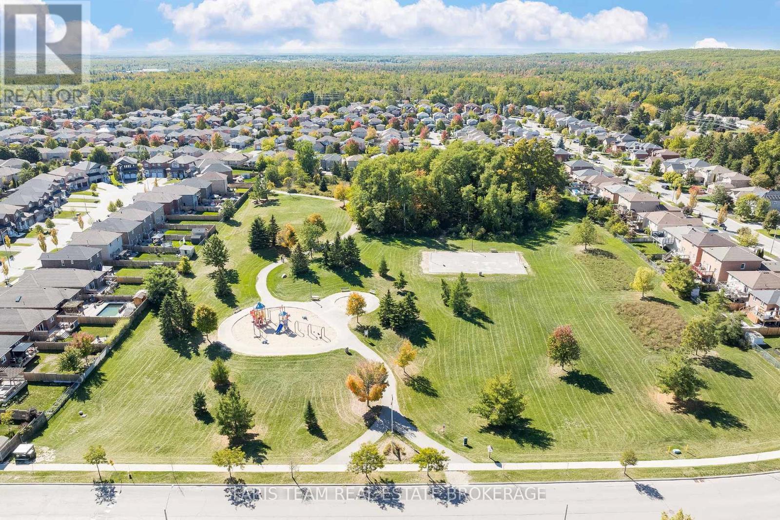 33 Bird Street, Barrie (Edgehill Drive), Ontario  L4N 0X4 - Photo 32 - S12442260