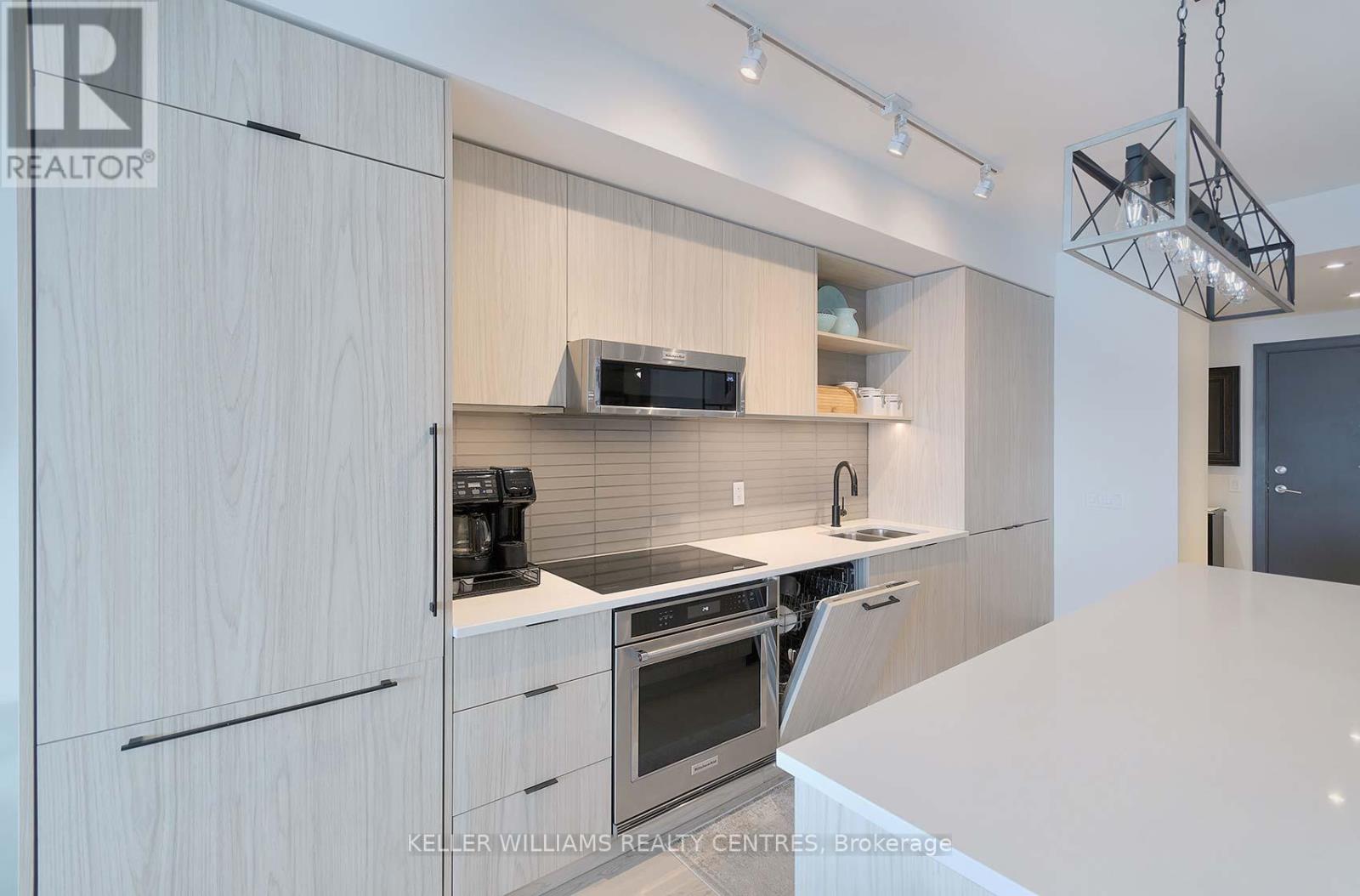 602 - 185 Dunlop Street E, Barrie (Lakeshore), Ontario  L4M 0L7 - Photo 11 - S12442265
