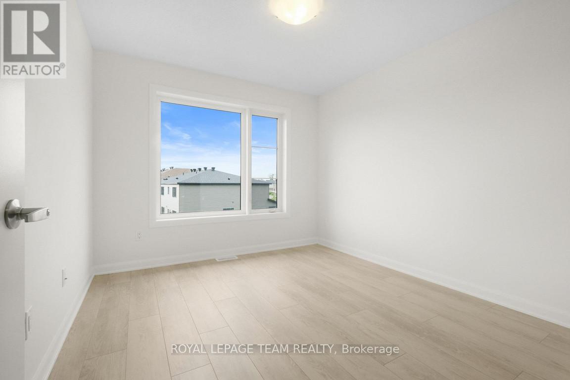975 Athenry Court, Ottawa, Ontario  K2J 7E1 - Photo 18 - X12442396