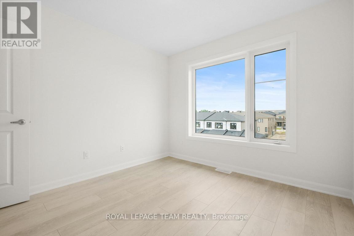 975 Athenry Court, Ottawa, Ontario  K2J 7E1 - Photo 19 - X12442396