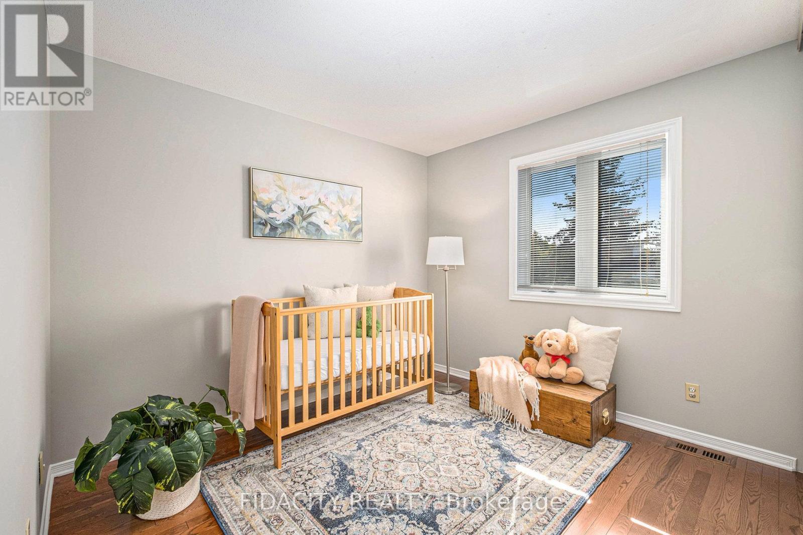 914 Long Meadow Way, Ottawa, Ontario  K2S 0R9 - Photo 18 - X12442401
