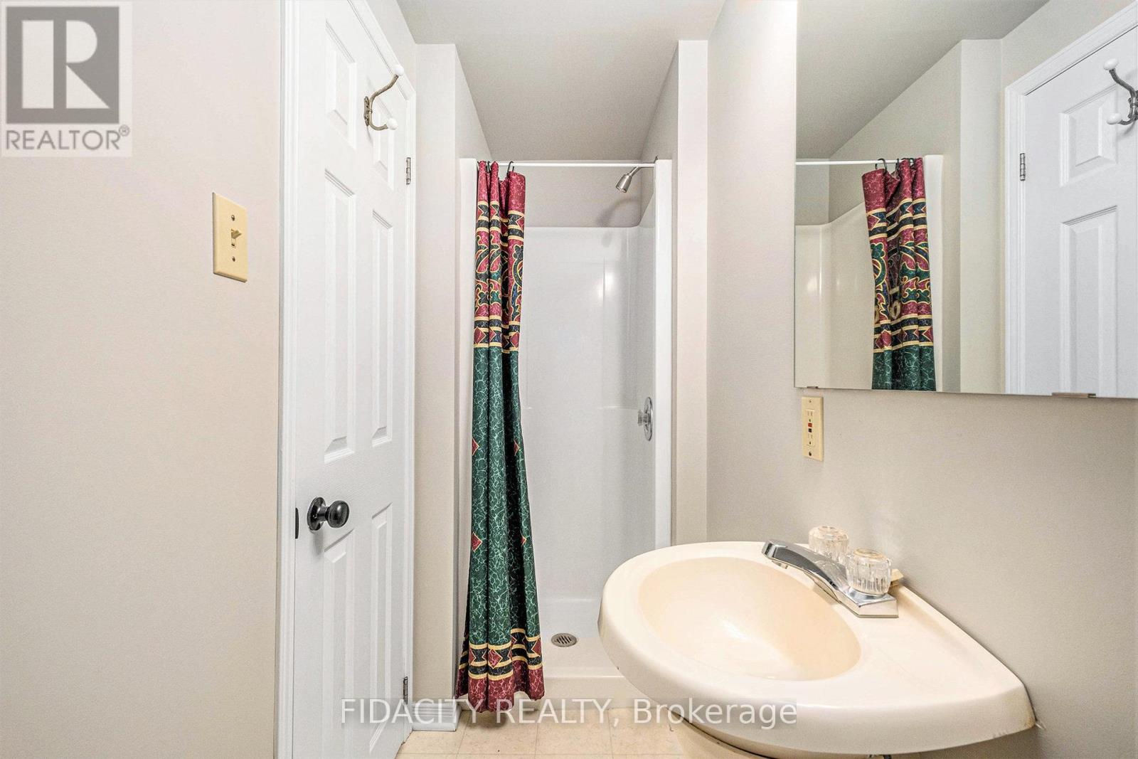 914 Long Meadow Way, Ottawa, Ontario  K2S 0R9 - Photo 23 - X12442401